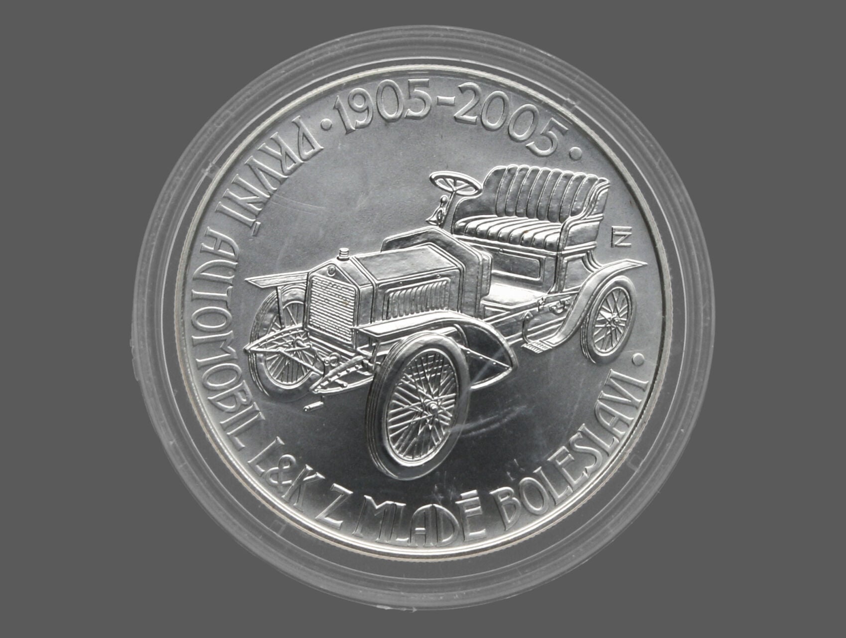 200 Kč 2005 100.výročí výroby prvního automobilu v Mladé Boleslavi_