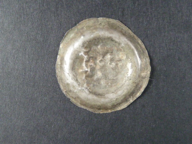 Václav II. 1278-1305 - Český střední brakteát, Cach 997