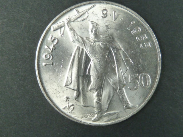 50 Kčs 1955b, 10. výročí osvobození ČSSR, "nožka P kratší jako u R"