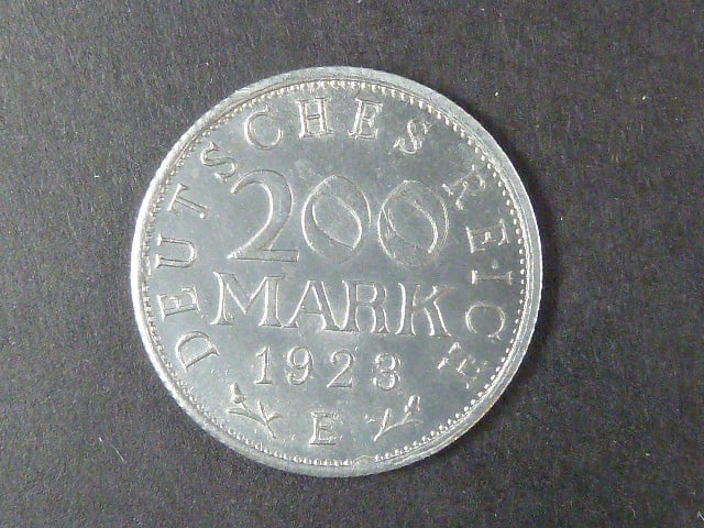 200 Mark 1923 E, J.304