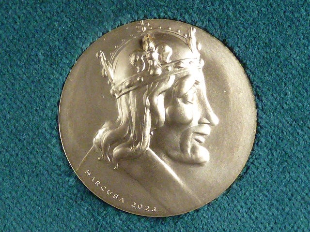 Au 5 dukátová medaile Karel IV., vydání 2023, Au 999/1000, 17,45g, náklad 100 ks číslovaných, číslo 20, etue, certifikát