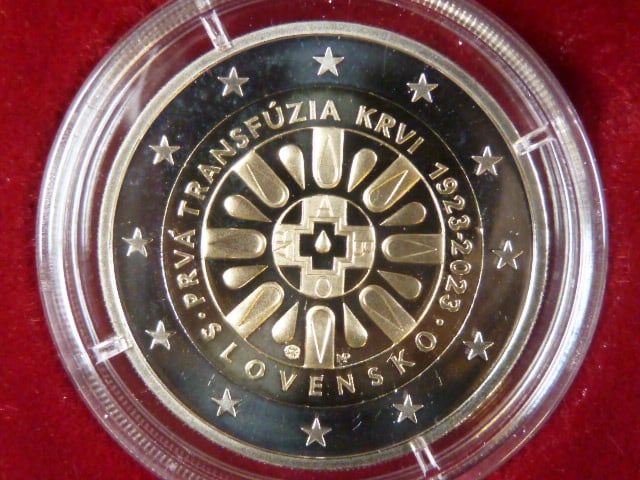 Slovensko 2 EUR 2023 pamětní 100.výročí první transfúze krve na Slovensku