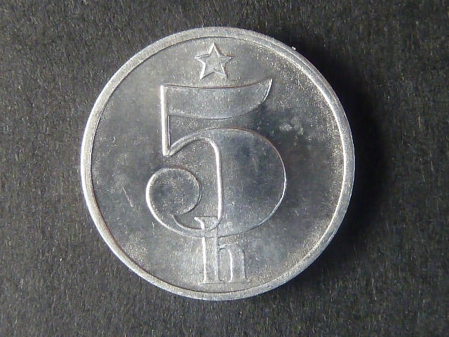 5 haléřů ČSSR 1987, s iniciálem "D"