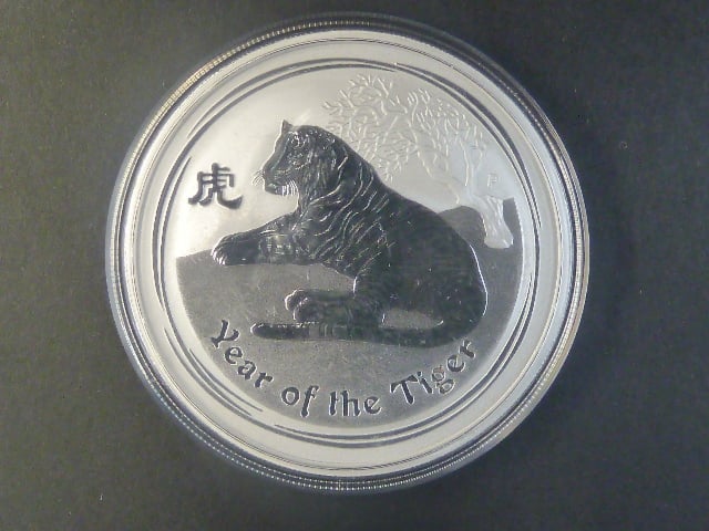 2 Dolars 2010, Year of the Tiger, 2 oz, 999/1000 Ag