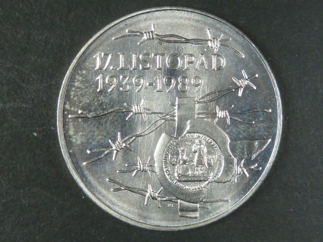 100 Kčs 1989 50.výročí událostí 17.listopadu 1939
