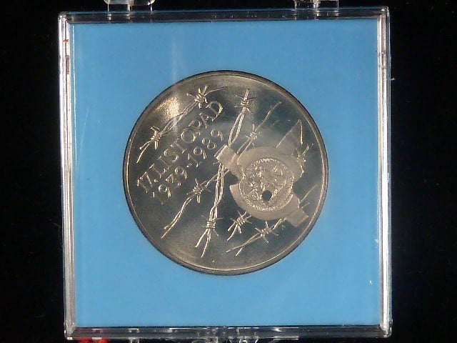 100 Kčs 1989 50.výročí událostí 17.listopadu 1939