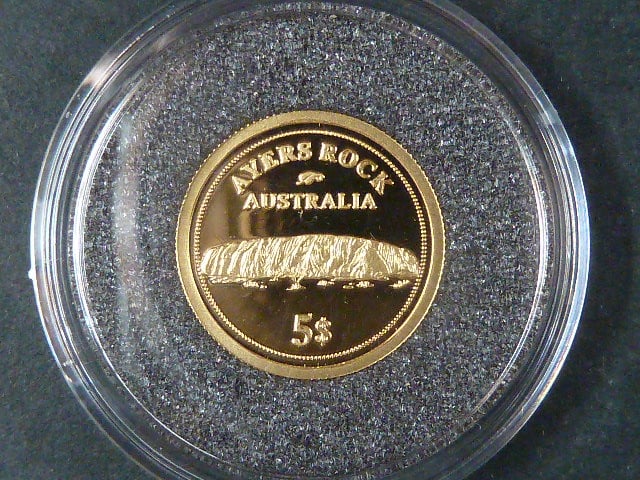 5 Dollars 2006 Ayerská skála, Au 585/1000, 1,25g, průměr 13,92 mm