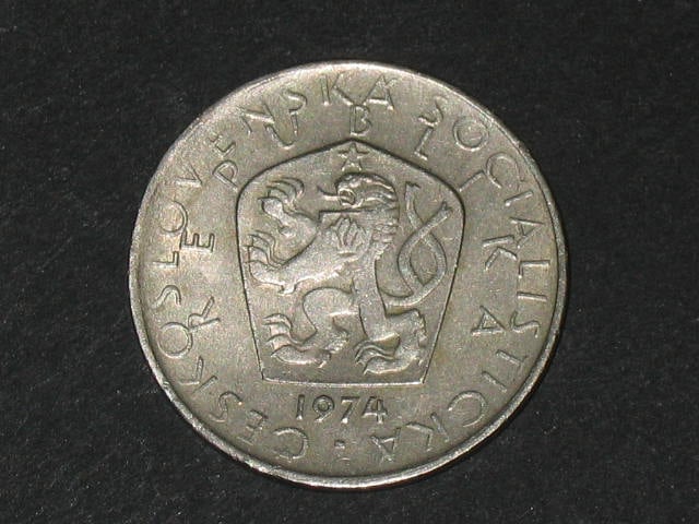 chyboražba, 5 Kčs 1974 prasklý střižek - dutá mince