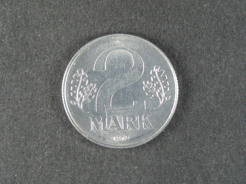 2 Marka 1975 A