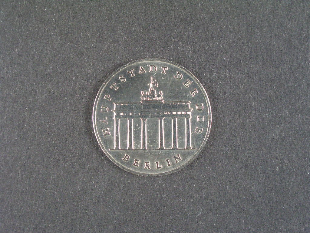 5 Marek 1987 A