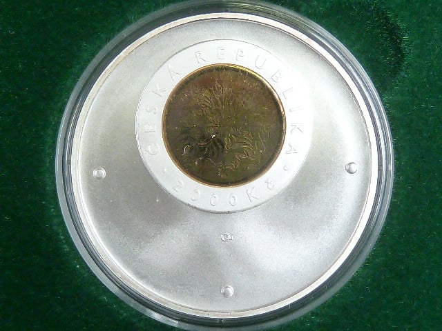 2000 Kč 2000, milénium (mince s hologramem), Au/Ag