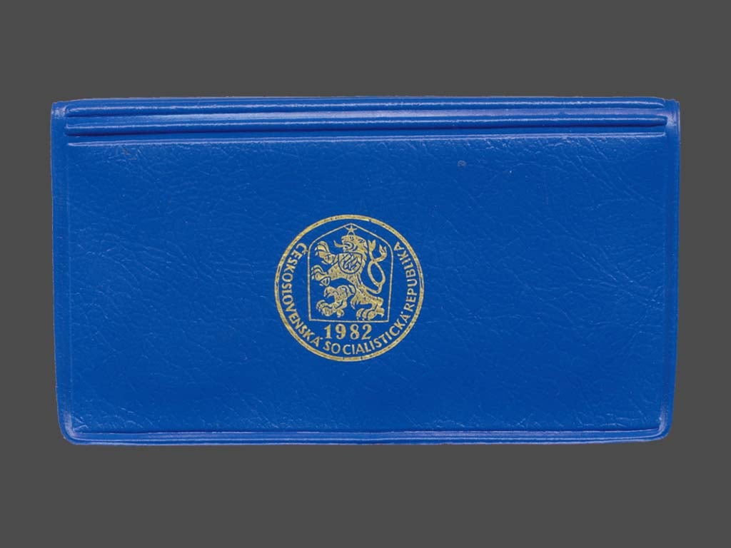 1982 modrý obal