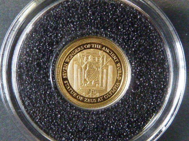 5 Dollars 2011 Zeus, Au 0,585, 0,5g, náklad 5000ks, průměr 11 mm, KM 190