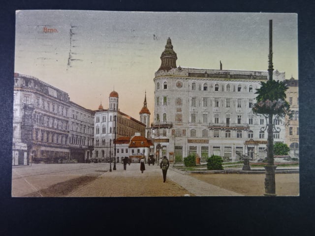 Brno - Malinovského nám. (Theaterplatz), prošlá