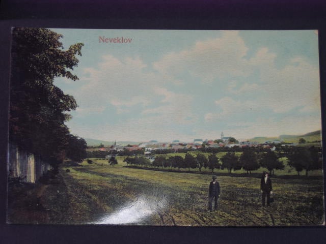 Neveklov, neprošlá