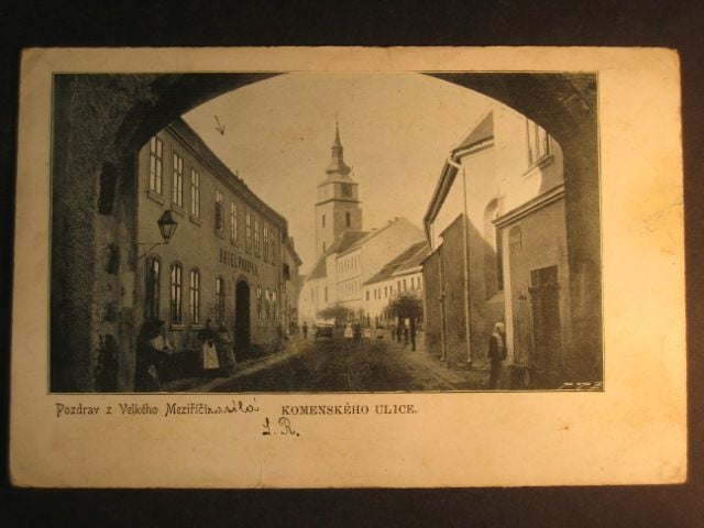 Velké Meziříčí, čb. pohl. Komenského ul., prošlá
