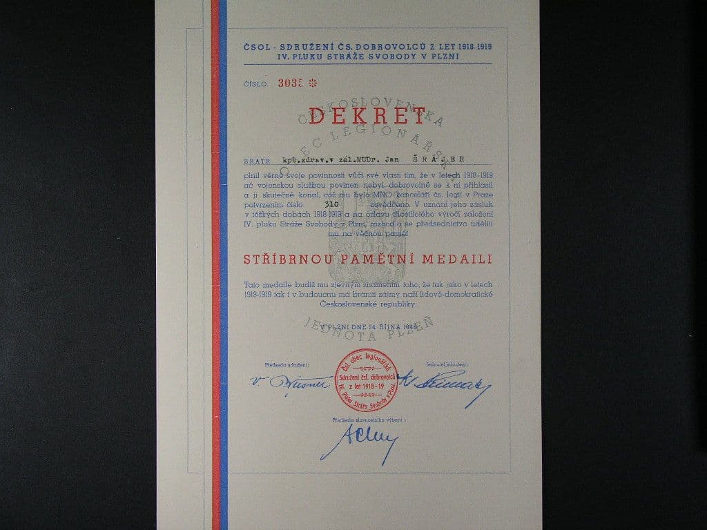 Dekret k Stříbrné medaili IV. pluku Stráže svobody