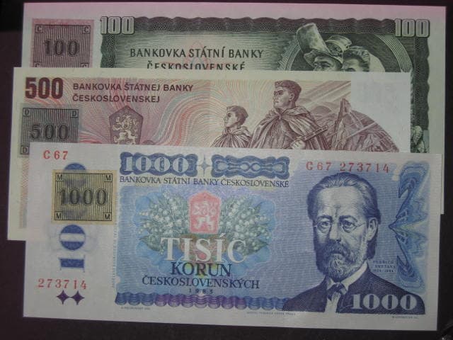sada 100 + 500 + 1000 Kč kolkované