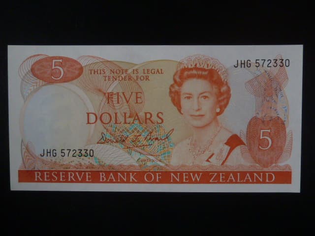 NOVÝ ZÉLAND, 5 Dollars 1989, série JHG, BNB. B118c, Pi. 171