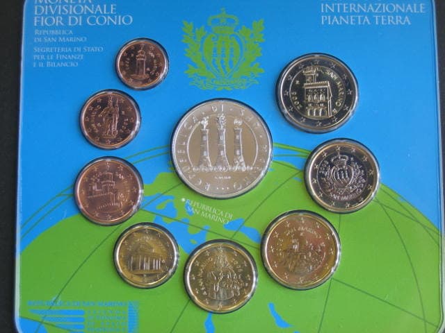 San Marino - oficielní orig. sada 2008 + pamětní 5 Euro Pianeta Terra