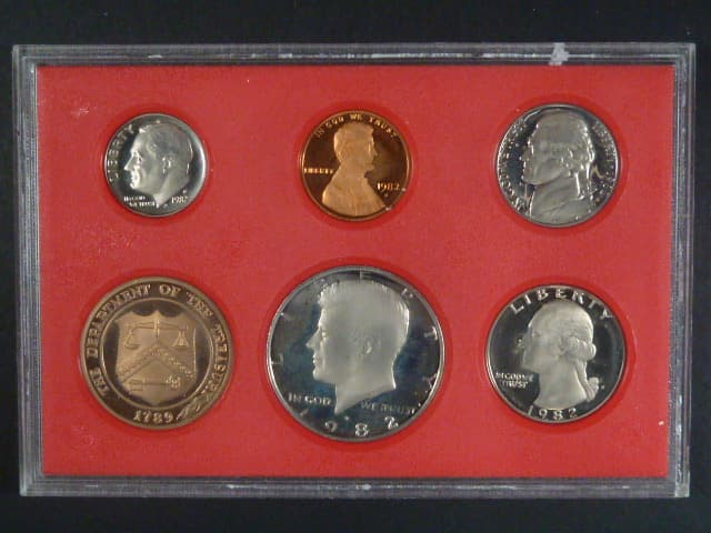 Sada proof oběžných mincí 1982